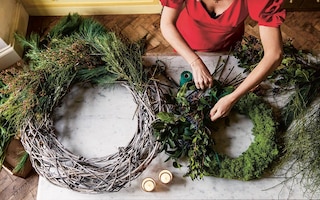 Christmas Wreath with Skye McAlpine
