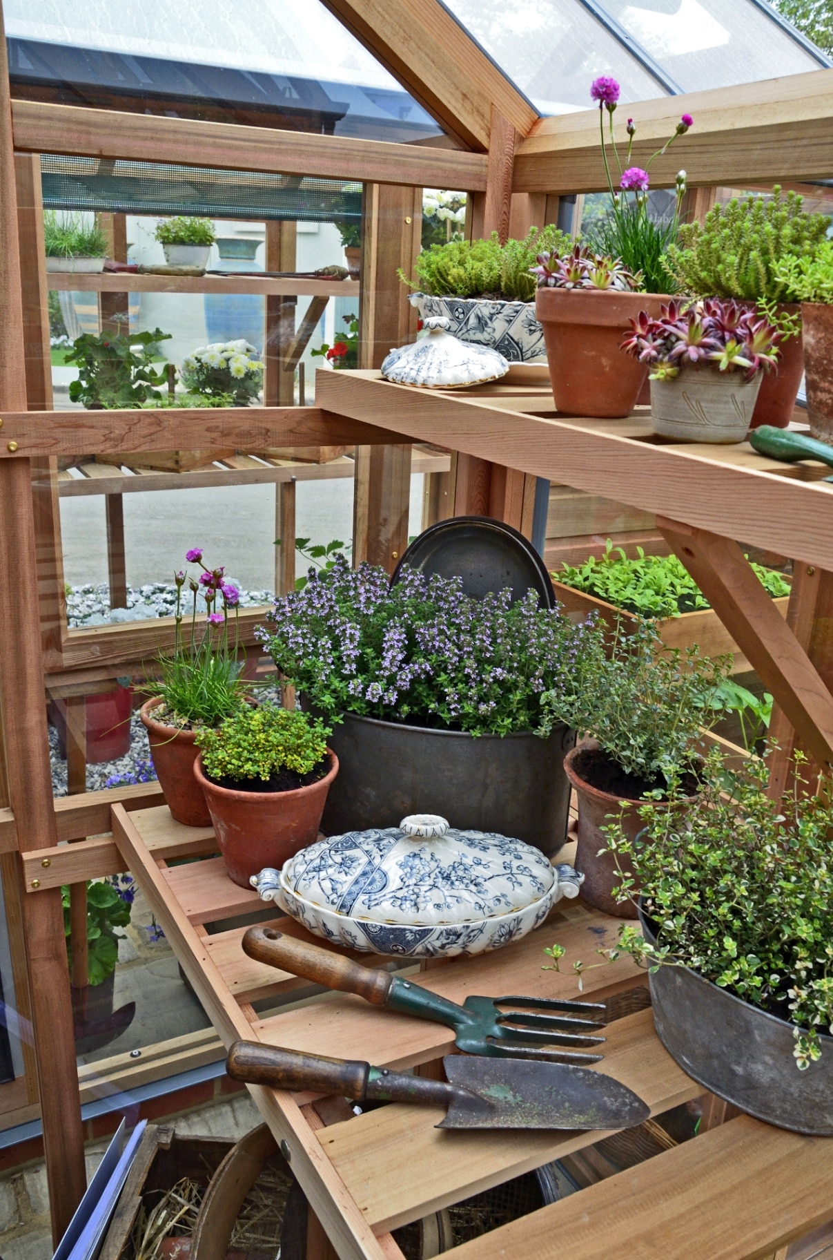 A Potting Shed for undercover working and preparing seed boxes and cuttings