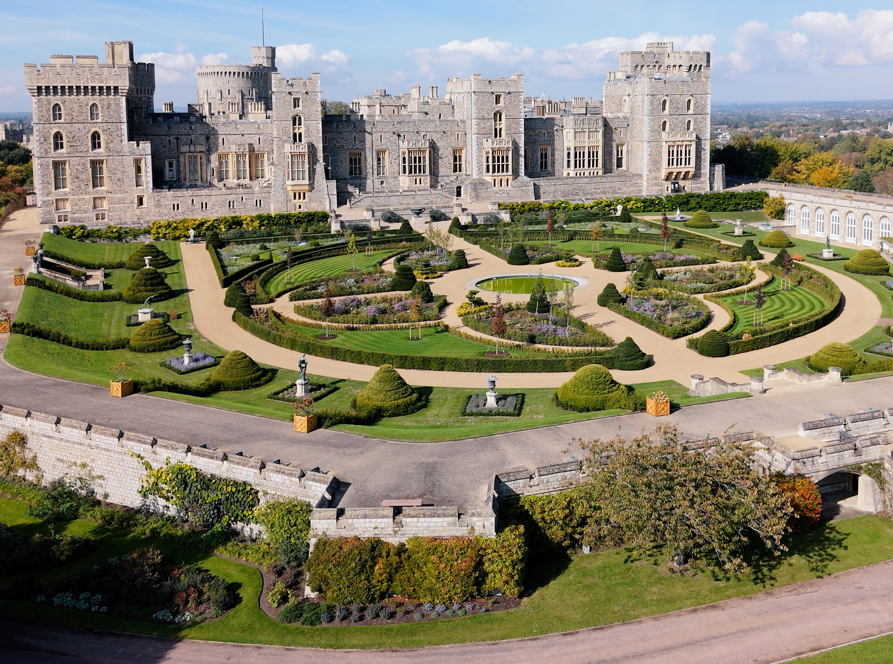 The Venus garden in front of Windsor Castle